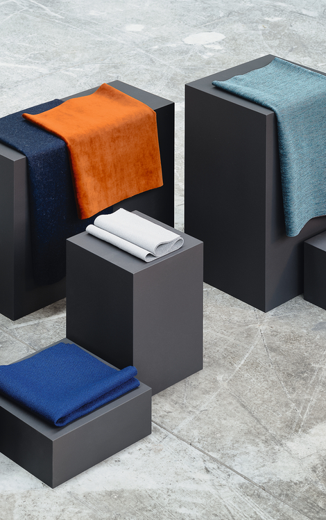 Textilien und Farben